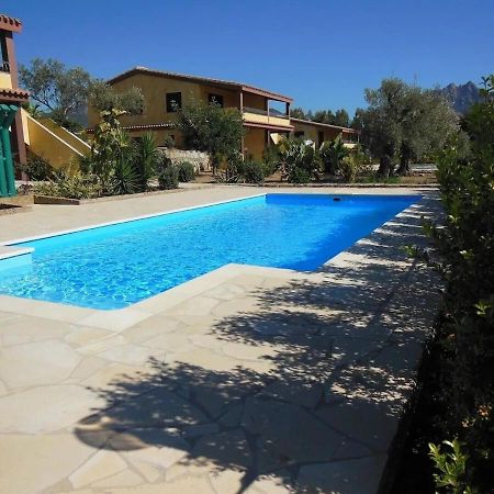 Appartamento In Splendido E Riservato Villaggio, Marina Di Tertenìa 外观 照片