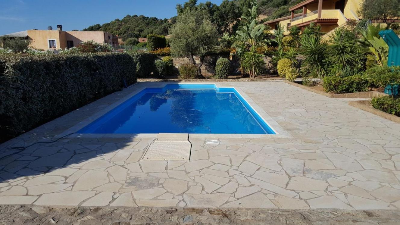 Appartamento In Splendido E Riservato Villaggio, Marina Di Tertenìa 外观 照片